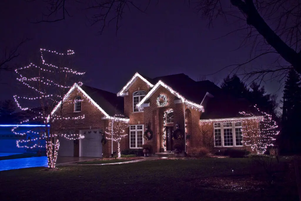Stunning residential Christmas light display